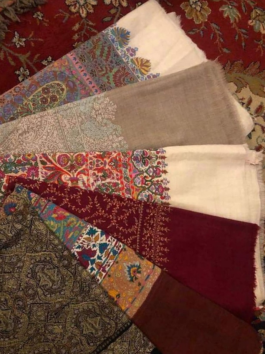 Women's shawls